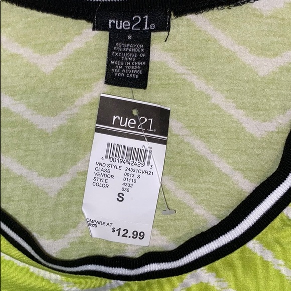 S Rue 21 Tee - Picture 2 of 2